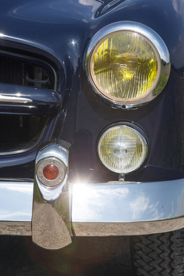 Ford Comète (1953) - gelbe Lampen, wie in Frankreich üblich