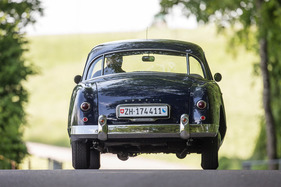 Ford Comète (1953) - mit zweiflutiger Auspuffanlage