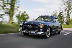 Ford Comète (1953) - sicherlich eines der elegantesten Coupés der frühen Fünfzigerjahre Ford Comète (1953) - sicherlich eines der elegantesten Coupés der frühen Fünfzigerjahre