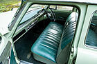 Ford Consul 375 de Luxe (1961) – geräumiges Interieur. Praktisch: unter dem Handschuhkasten ist ein zusätzliches offenes Ablagefach