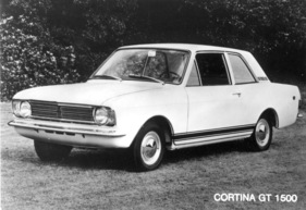 Ford Cortina GT 1500 (1967) - das Modell von der Stange lieferte die Basis Ford Cortina GT 1500 (1967) - das Modell von der Stange lieferte die Basis