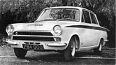 Ford Cortina Lotus (1965) - modellgepflegt mit eckigen Blinkern im Kühlergrill