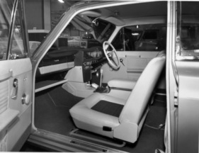 Ford Cortina Ogle GT Radford (1963) - Interieur bei der Präsentation an der Earls Court Motor Show in London