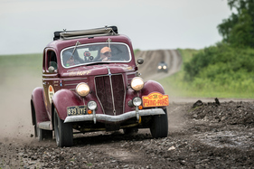 Ford Coupe (1936) - Tag 15 - Novosibirsk - Omsk - Rallye Peking-Paris 2016