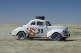 Ford Coupe (1940) - dieser Wagen ging früh in Führung - Rallye Peking-Paris 2013