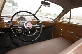 Ford Custom DeLuxe Station Wagon (1950) - versteigert als Lot 106 durch RM Auction am 17. August 2013 in Monterey
