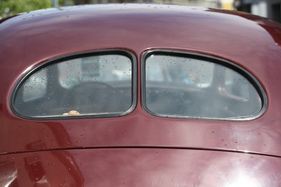 Ford Deluxe (1939) - mit geteilter Heckscheibe - O-iO 2016