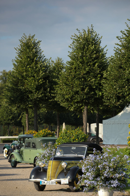 Ford Eifel Sportcabriolet (1938) - im Park des Schlosses - Classic-Gala Schwetzingen 2018