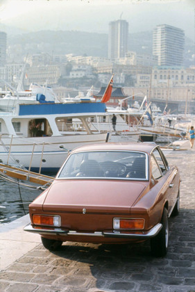 Ford Escort GT "Monte Carlo" Frua (1971) - im Hafen von Monte-Carlo (Monaco) mit vom Glas GT abgeleiteter Karosserie mit modifiziertem Stufenheck