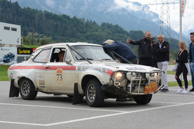 Ford Escort Mexico Mk1 (1969) - mit deutlichen Kampfspuren an Front und Heck nach einem Überschlag - Rallye Peking-Paris 2016