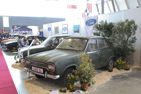 Ford Escort Mk1 1300 XL (1970) - Vorgarten-Mauerblümchen anstatt Garagen-Gold - wird nun aber auf Vordermann gebracht - Retro Classics Stuttgart 2017