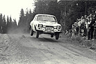 Ford Escort RS 1600 (1974) - Mikkola und Davenport bei der Tausend-Seen-Ralyle in Finland im Jahr 1974