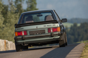 Ford Escort RS 1600i (1982) - 1,64 Meter breit, die meisten Kleinwagen messen heute mehr Ford Escort RS 1600i (1982) - 1,64 Meter breit, die meisten Kleinwagen messen heute mehr