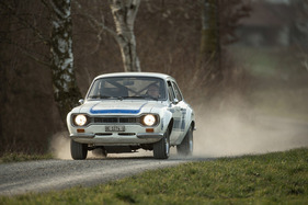 Ford Escort RS 2000 (1974) - man sitzt tief, was dem Schwerpunkt hilft Ford Escort RS 2000 (1974) - man sitzt tief, was dem Schwerpunkt hilft
