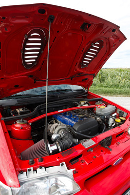 Ford Escort RS Cosworth (1992) - Der Motor mit massivem Luftfilter