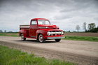 Ford F-1 Pickup (1952) - als Lot 260 an der RM Sotheby's Hershey Versteigerung 2025