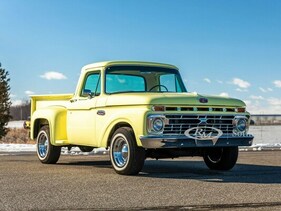 Ford F-100 Custom Cab Stepside Pickup (1965) - als Lot 271 an der RM/Sotheby's Online Only Open Roads Versteigerung im März 2021