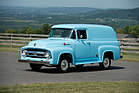 Ford F-100 Panel Truck (1956) - als Lot 221 an der RM Auction Hershey vom 9./10. Oktober 2014