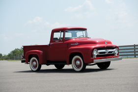 Ford F-100 Pickup (1956) - als Lot 249 an der RM Auction Hershey vom 9./10. Oktober 2014
