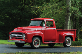 Ford F-100 Pickup (1956) - angeboten als Lot 158 an der RM/Sotheby's Versteigerung in Hershey am 11./12. Oktober 2018