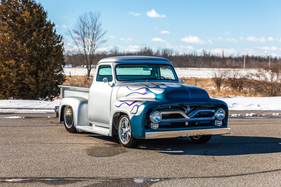 Ford F-100 Pickup Custom (1955) - als Lot 218 an der RM/Sotheby's Online Only Open Roads Versteigerung im März 2021