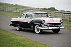Ford Fairlane Crown Victoria (1955) - als Lot 237 an der RM Auction Hershey vom 9./10. Oktober 2014