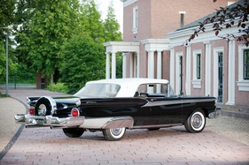 Ford Fairlane Galaxie 500 Sunliner Convertible (1959) - angeboten als Lot 107 an der Versteigerung von RM Auctions in London am 31. Oktober 2012 Ford Fairlane Galaxie 500 Sunliner Convertible (1959) - angeboten als Lot 107 an der Versteigerung von RM Auctions in London am 31. Oktober 2012