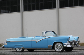 Ford Fairlane Sunliner (1956) - Diamond Blue over Bermuda Blue Ford Fairlane Sunliner (1956) - Diamond Blue over Bermuda Blue