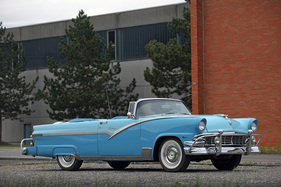 Ford Fairlane Sunliner Convertible (1956) - angeboten an der Oldtimer Galerie Versteigerung auf dem Dolder am 16. Juni 2018