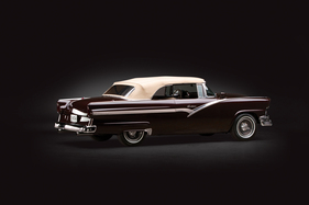 Ford Fairlane Sunliner Custom (1955) - als Lot 196 an der RM Auction Sam Pack am 14./15. November 2014