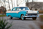 Bild: Ford Fairlane Town Sedan (1955) - als Lot 195 an der RM/Sotheby's Online Only Open Roads December 2021 Versteigerung vom 1. bis 8. Dezember 2021