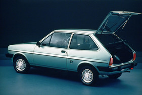 Ford Fiesta (1981) - die grosse Heckklappe macht das Beladen einfacher