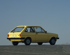 Ford Fiesta (1981) - leichte Retouchen am Karosseriekleid Ford Fiesta (1981) - leichte Retouchen am Karosseriekleid