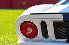Bild: Ford GT (2004) - runde Rücklichter, inspiriert vom GT40
