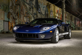 Ford GT (2006) - Lot 011 at the RM/Sotheby's Las Vegas auction on November 17, 2023
