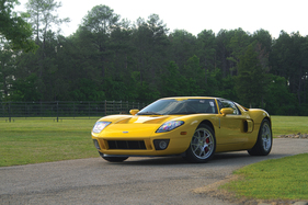 Ford GT (2006) - als Lot 147 unter dem Hammer an der RM Auction in Monterey am 15./16. August 2014