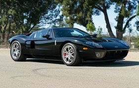 Ford GT (2006) wird als Lot 007 versteigert an der Gooding "Geared Online May" Auktion vom 3. bis 7. Mai 2021 Ford GT (2006) wird als Lot 007 versteigert an der Gooding "Geared Online May" Auktion vom 3. bis 7. Mai 2021