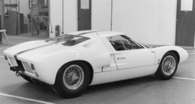 Ford GT 40 (1964) - sehr frühes Bild des Mark I ohne Heckspoiler