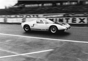 Ford GT 40 (1965) - im Renneinsatz