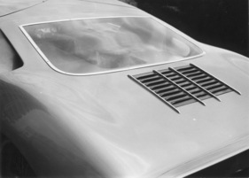 Ford GT 40 Graber (1966) - Chromeinfassung für Heckscheibe und verschönertes Kühlergitter