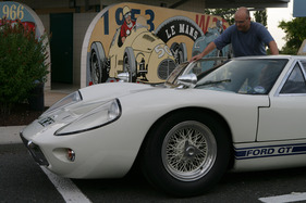 Ford GT 40 Mk III (1967) - nur wenig Änderungen zeigt die Strassenversion im Frontbereich