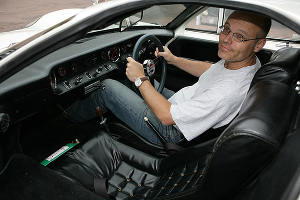 Ford GT 40 Mk III (1967) - viel Platz gibt es auch in der Strassenversion nicht