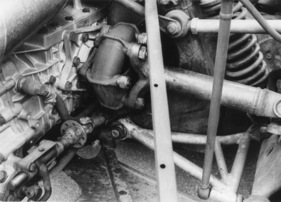 Ford GT 40 Street (1966) - Hinterradaufhängung der Strassenversion