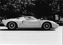 Ford GT 40 Street (1966) - aus dieser Perspektive ist kaum ein Unterschied zwischen den Rennversionen und der Strassenausführung ausmachbar