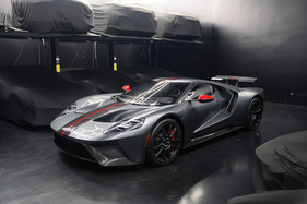 Ford GT Carbon Series (2022) – angeboten als Lot Nr. 226 bei der RM-Sotheby's-Versteigerung in Paris am 4. und 5. Februar 2025