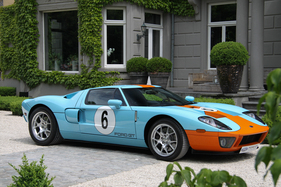 Ford GT Heritage (2006) - offered as lot 210 at the Artcurial Le Mans Classic auction on July 9, 2016