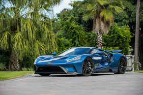 Ford GT 'Lightweigt' (2019) - as lot 132 at the RM/Sotheby's Arizona auction 2021