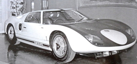 Ford GT40 1964 - Eleganz im Stand - Auftrieb bei Fahrt