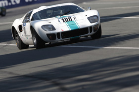Ford GT40 (1965) – FHR HTGT um die Dunlop-Trophy am Norisring am 13. Juli 2013