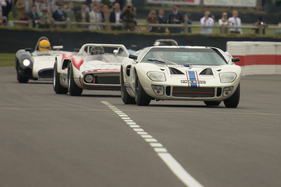 Ford GT40 (1966) - Whitsun Trophy - Goodwood Revival 2021